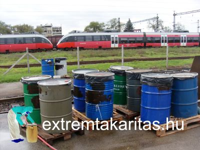 Veszélyes hulladék összegyűjtése!